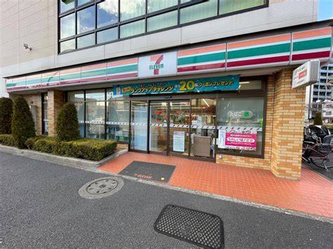 コンビニ　セブンイレブン大田区大森北4丁目店（コンビニ）まで158m