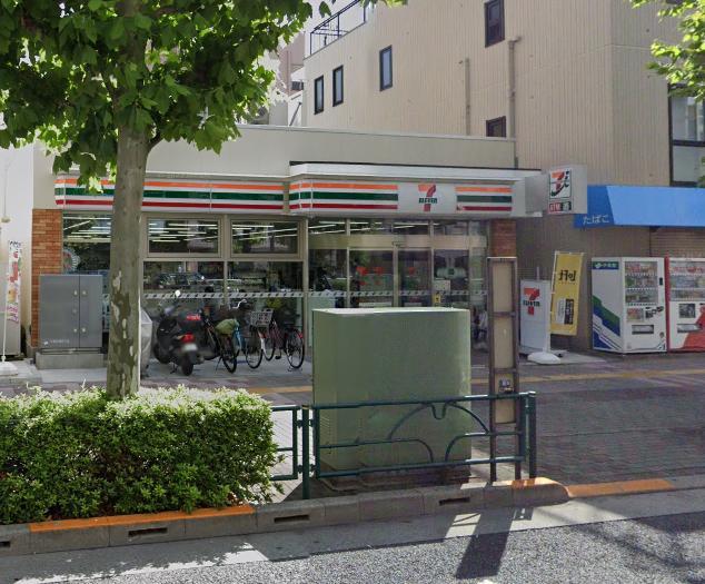 コンビニ　コンビニ（コンビニ）まで100m