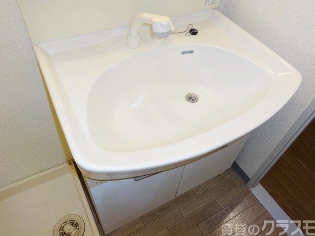 洗面設備　シャンプードレッサーなので忙しい朝も安心☆