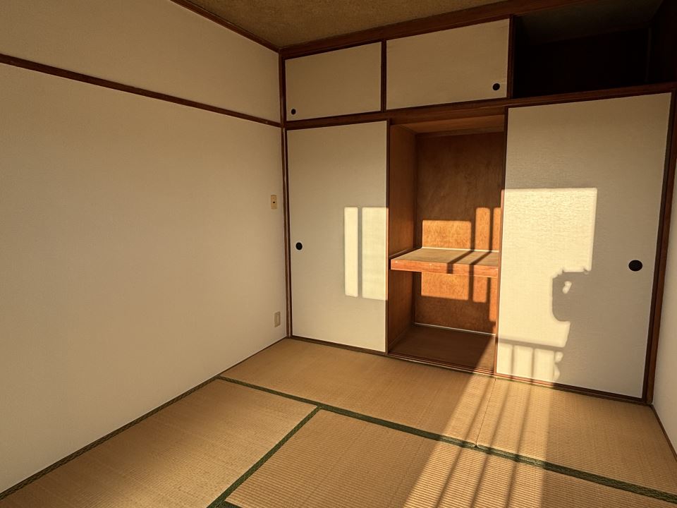その他　和室４．５畳（ベランダ側）畳交換します