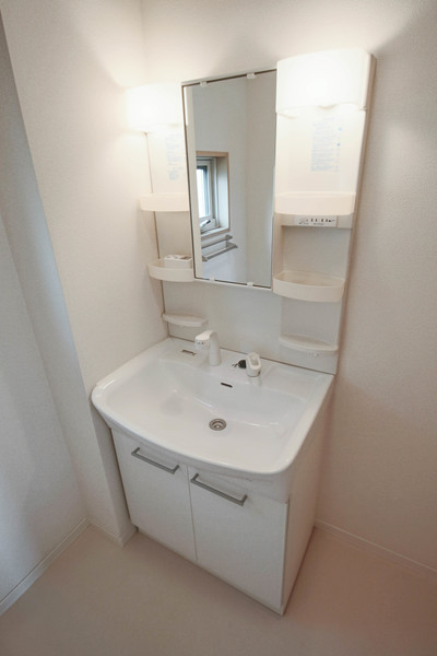 洗面設備　同じ敷地内のお部屋