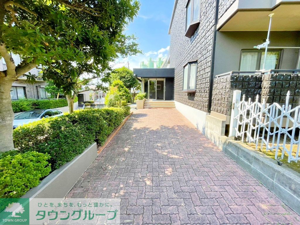 エントランス　★お部屋探しは株式会社タウンハウジング東京まで★