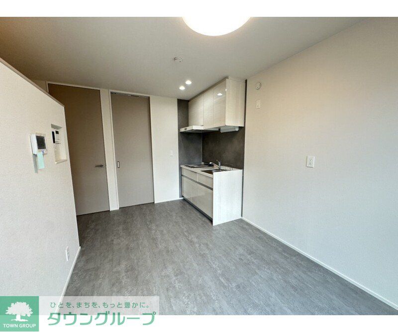 ベースセグレタの居間写真