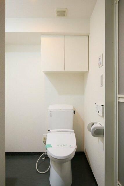 トイレ　※同タイプ・別部屋の参考写真です。