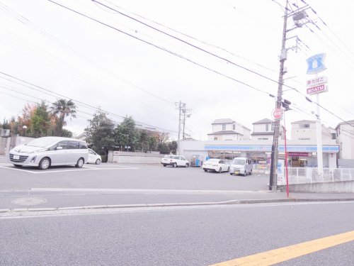 コンビニ　ローソン 川崎神木本町四丁目店（コンビニ）まで54m