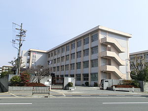 高校・高専　日根野高等学校（高校・高専）まで790m