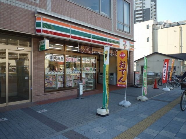 コンビニ　セブンイレブン（コンビニ）まで415m