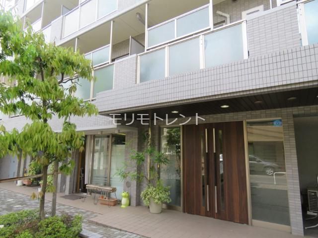 エントランス　毎日通るエントランス♪