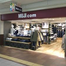 ショッピングセンター　無印良品MUJI　comさっぽろ地下街オーロラタウン店（ショッピングセンター）まで578m
