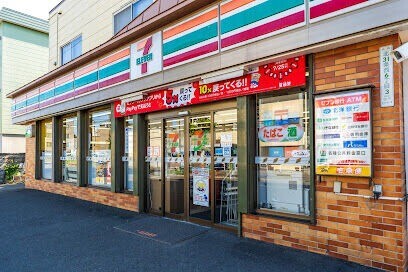 コンビニ　セブンイレブン札幌北31条店（コンビニ）まで154m