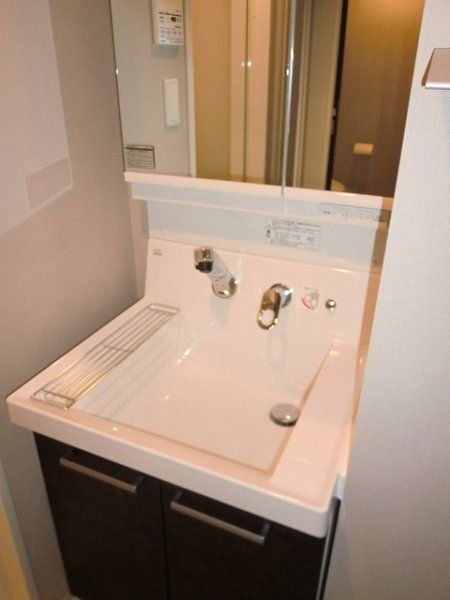 洗面設備　同間取り別部屋参考写真