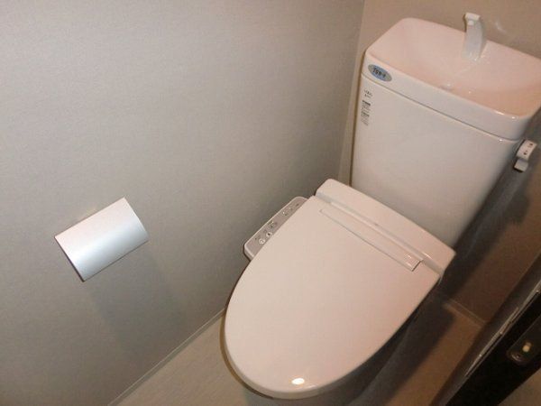 トイレ　同間取り別部屋参考写真