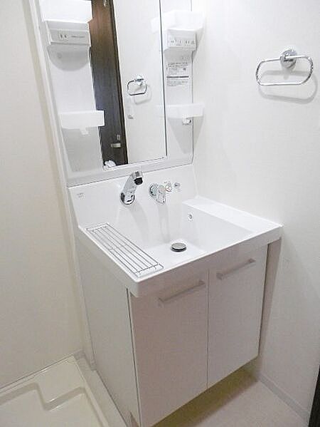 洗面設備　※他号室参考写真