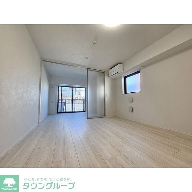 AIFLAT代々木上原の居間写真