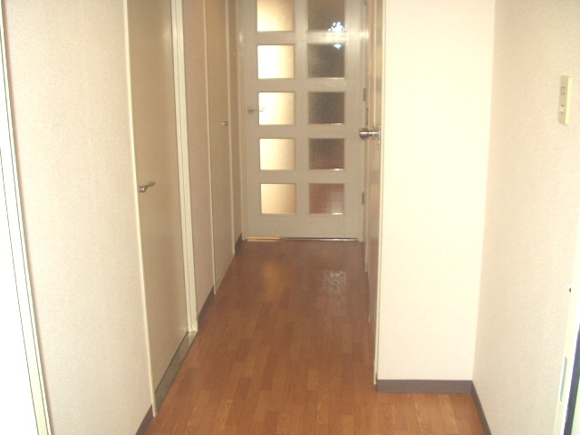 地下鉄谷町線 喜連瓜破駅 徒歩5分 7階建 築35年の玄関写真