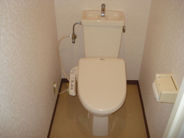 地下鉄谷町線 喜連瓜破駅 徒歩5分 7階建 築35年のトイレ写真