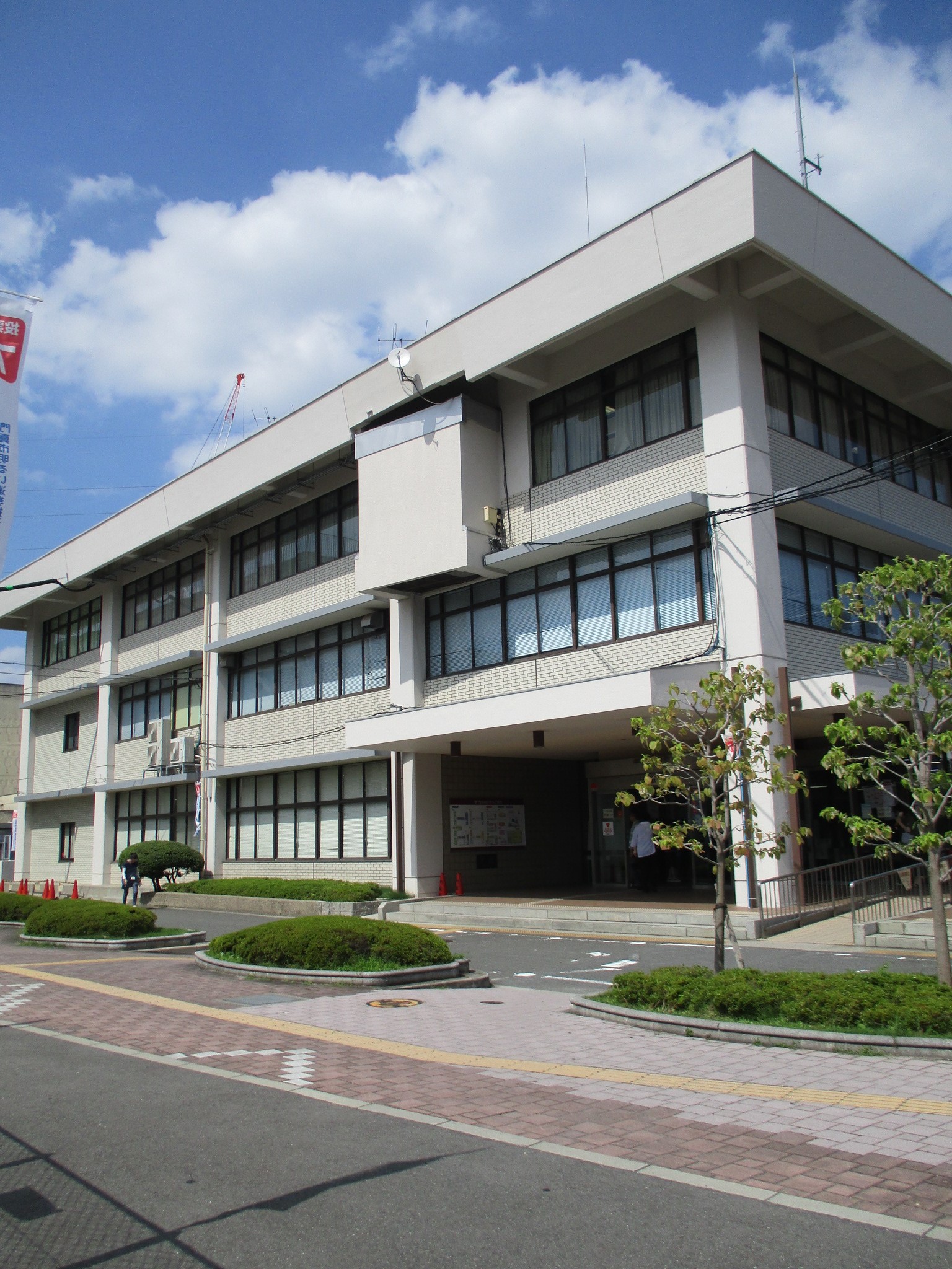 役所　門真市役所（役所）まで756m
