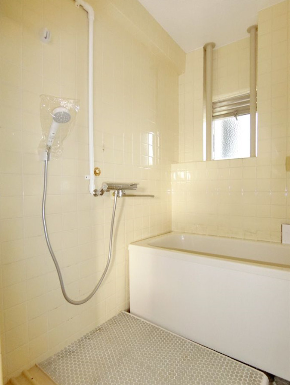 バス・シャワールーム　日々の暮らしに欠かせないお風呂です