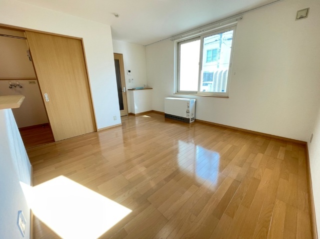 居室・リビング　他号室