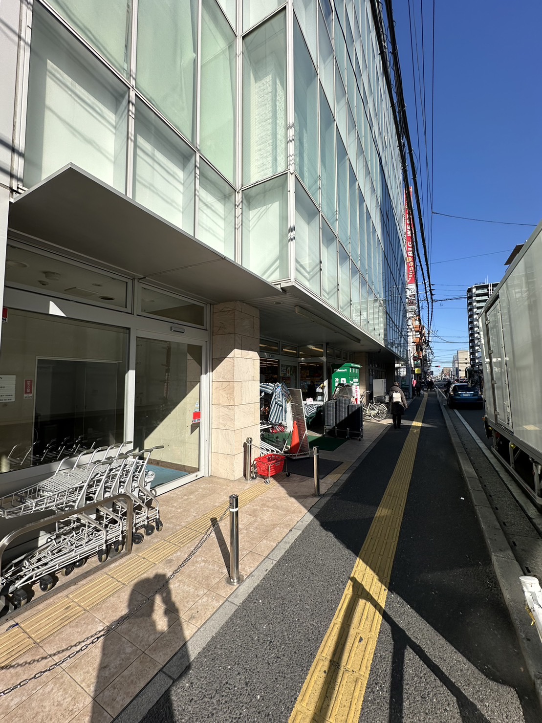 スーパー　ワイズマート浦安本店（スーパー）まで900m