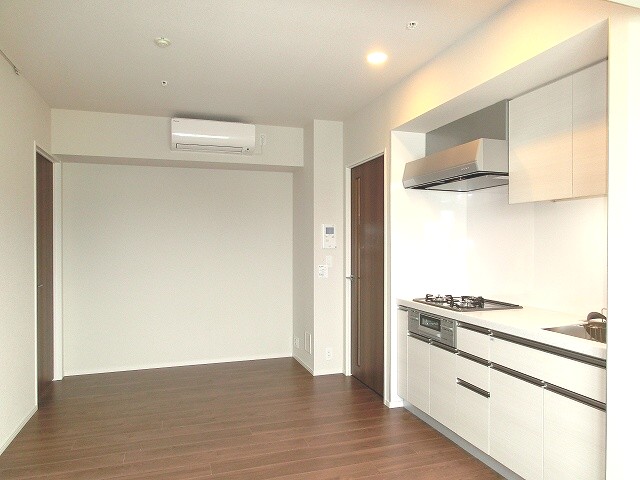 居室・リビング　パークアクシス上野松が谷のリビングです