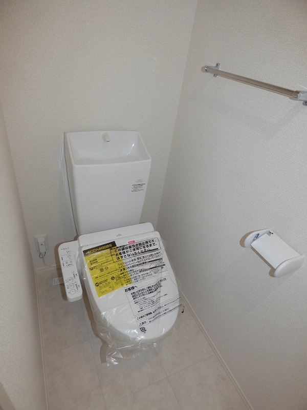 ロイヤルタウン上峰Cのトイレ写真