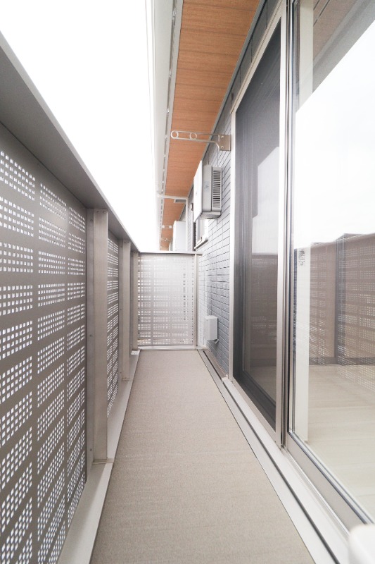 バルコニー　図面と現状に相違がある場合には現状を優先