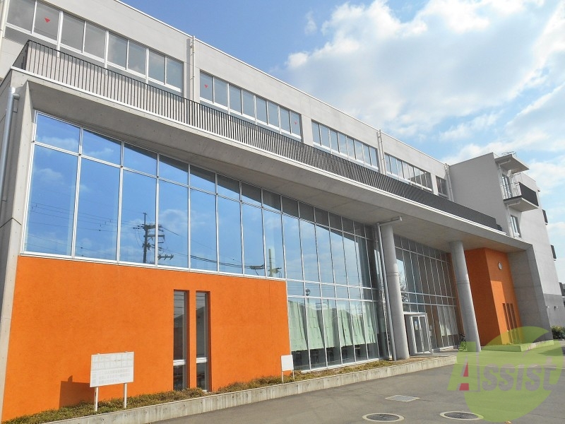 中学校　第一中学校（中学校）まで721m