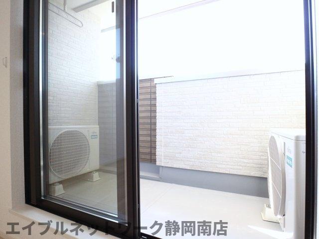 バルコニー　バルコニー付きです