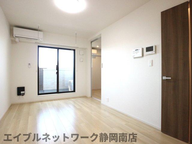 居室・リビング　ゆったり過ごせるリビングです