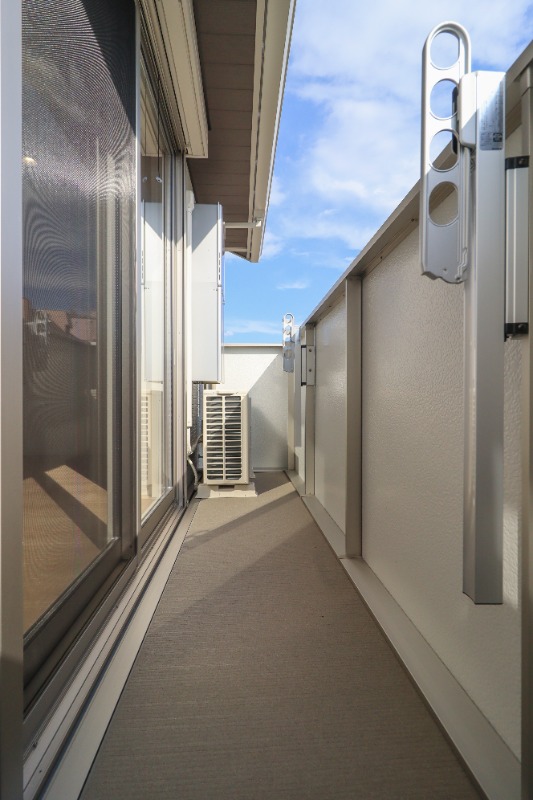 バルコニー　図面と現状に相違がある場合には現状を優先