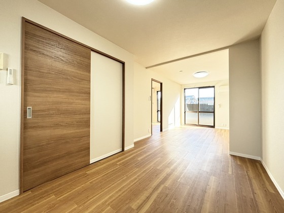 居室・リビング　リビング