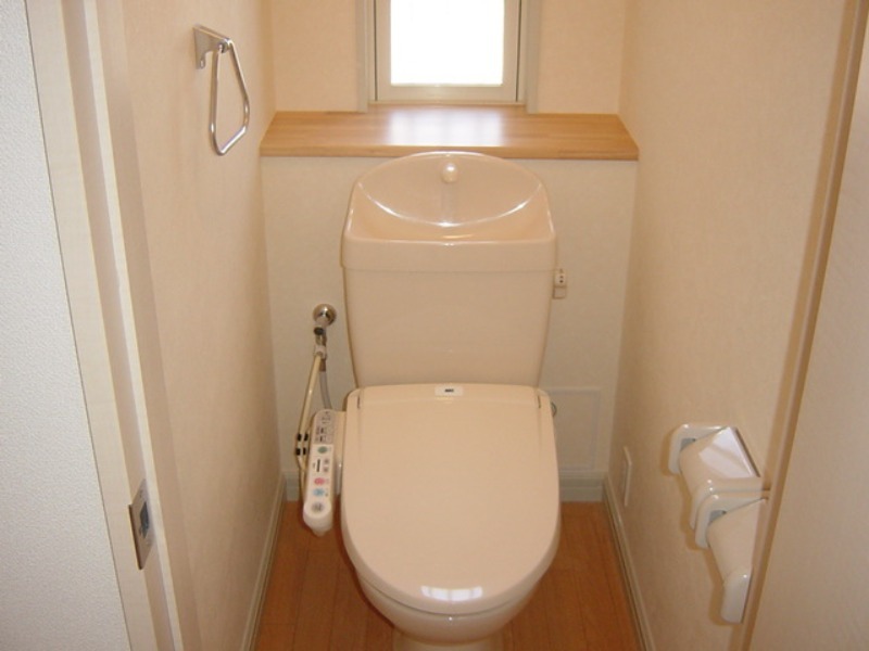 トイレ　図面と現状に相違がある場合には現状を優先