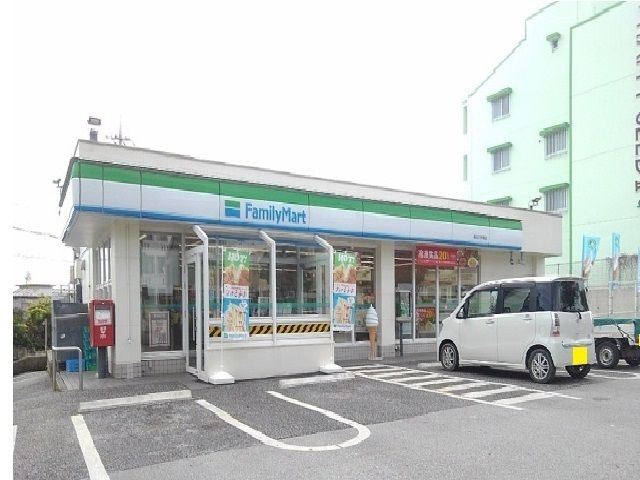 コンビニ　ファミマ具志川仲嶺店（コンビニ）まで650m