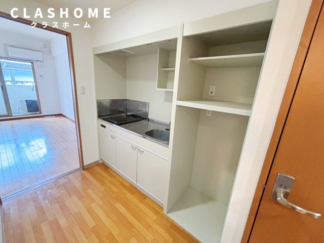 キッチン　同物件の別部屋になります。