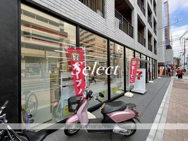 コンビニ　セブンイレブン（コンビニ）まで107m