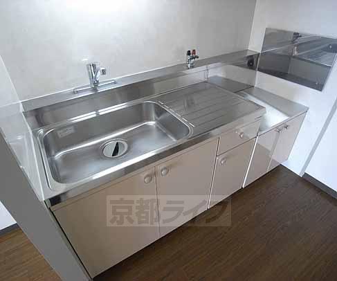 キッチン　キッチンです。