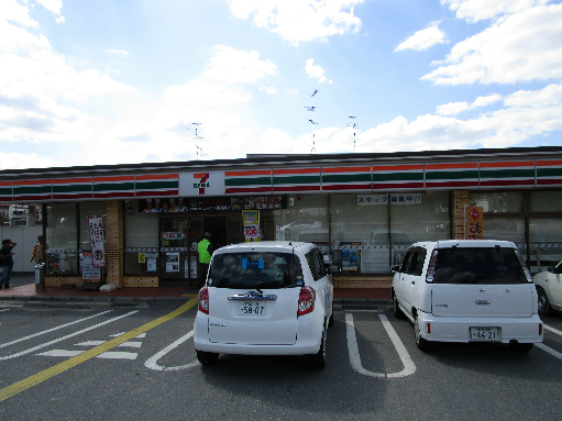 コンビニ　セブンイレブン 城陽長池店（コンビニ）まで202m
