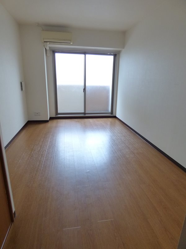 居室・リビング　別部屋のお写真です。ご参考までに！