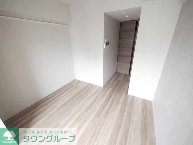 居室・リビング　玄関