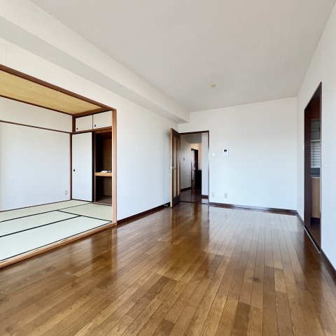 居室・リビング　同仕様タイプです