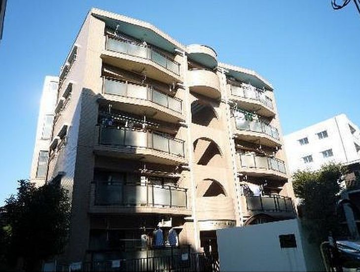 建物外観　落ち着いた雰囲気の外観です