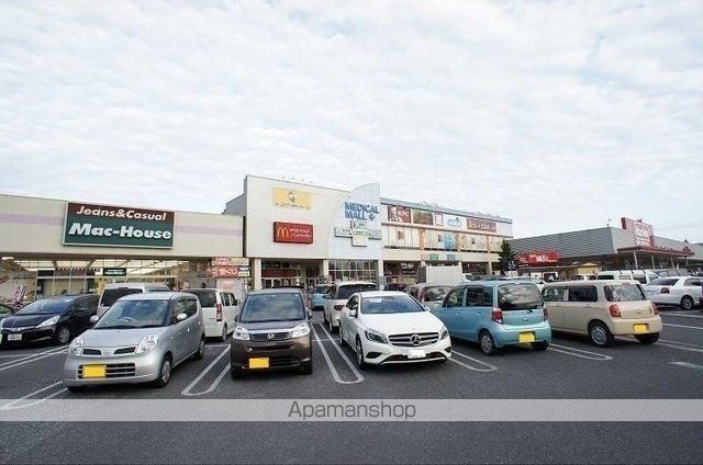 ショッピングセンター　イオンタウン（ショッピングセンター）まで800m