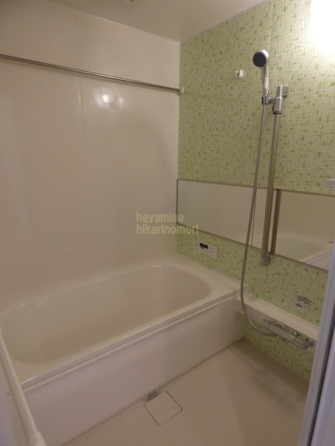 バス・シャワールーム　写真は別号室