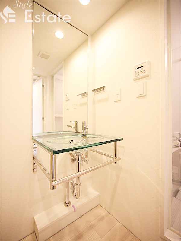 洗面設備　独立洗面台