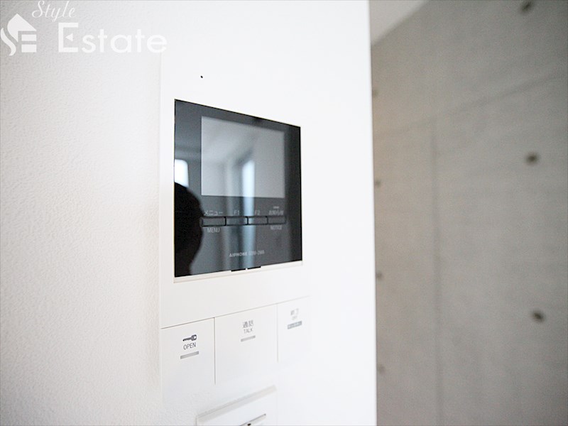 セキュリティ　モニター付きインターホン