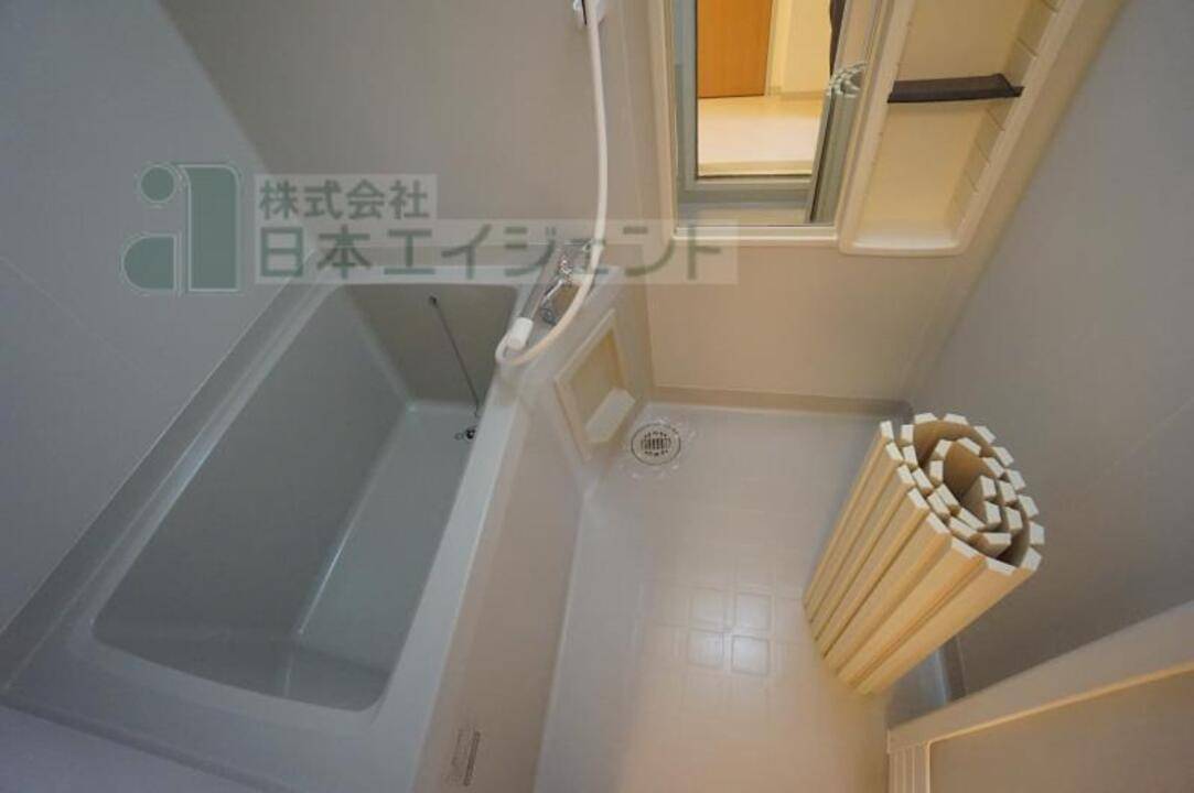 バス・シャワールーム　浴室