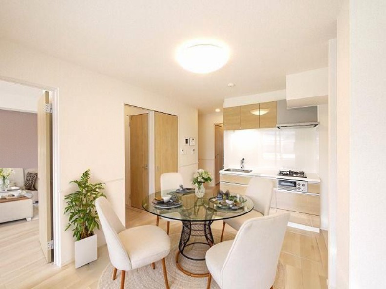 居室・リビング　CGで家具等を配置したもので家具等は含まれません