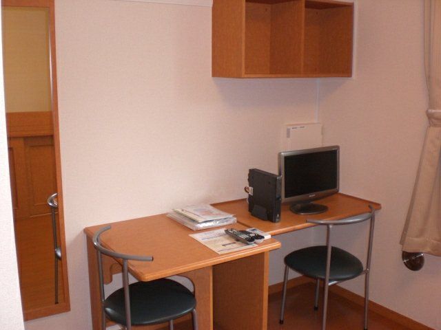 居室・リビング　キッチン