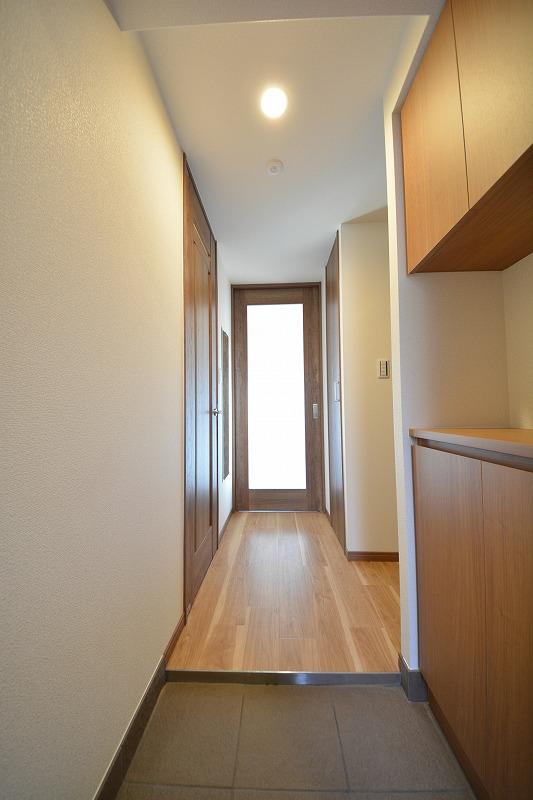 玄関　和良久ライフ　玄関